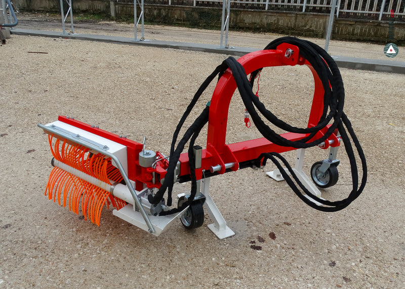 Hydraulischer  Stockputzer an Rahmen  SMBC mit Einzelkopf
